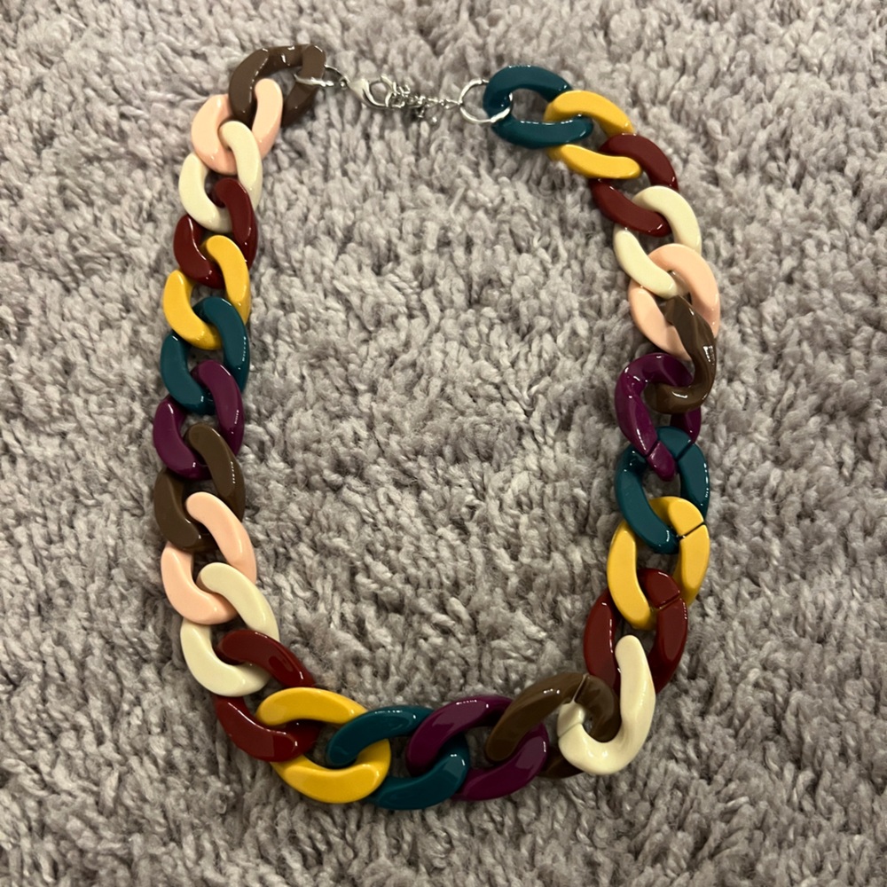 Colorful Chain Link Necklace - Picture 2 of 2